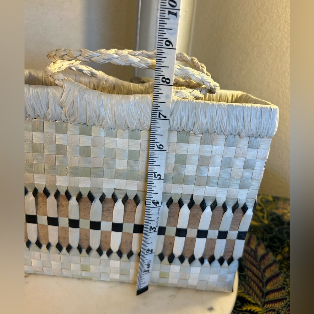 Woven Cream and Brown Tote Bag handmade reed material - Picture 9 of 11